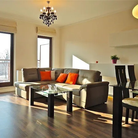 Apartament Aparts *